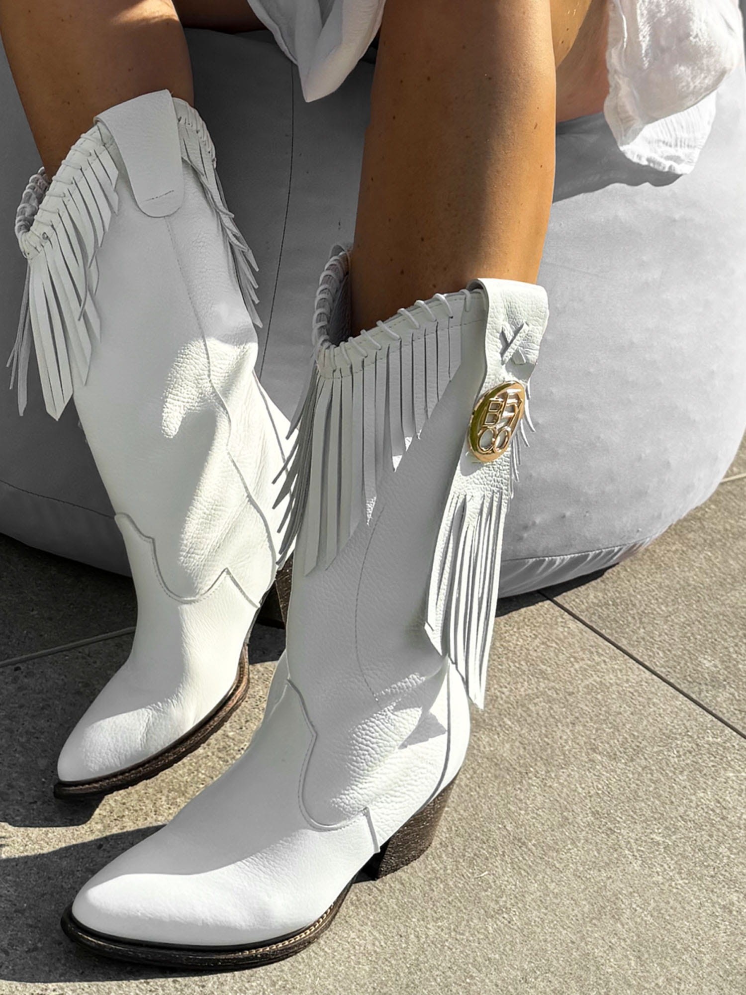 skórzane kowbojki na niskim obcasie cow50 biały Beyco