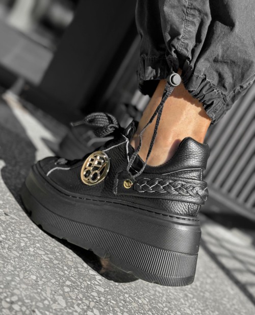 Skórzane sneakersy na grubej podeszwie sn61 czarny Beyco