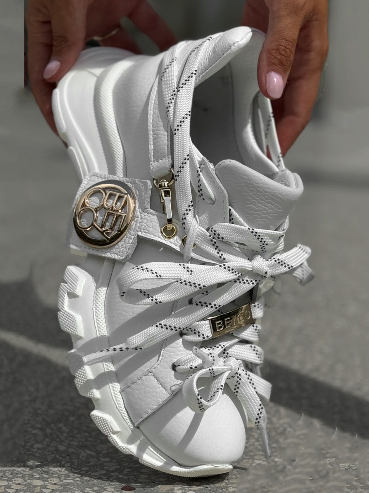 Skórzane sneakersy niski spód sn52 biały Beyco