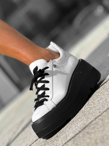 beyco sneakers damski bialy czarny gruby spod skora naturalna a 885.jpg