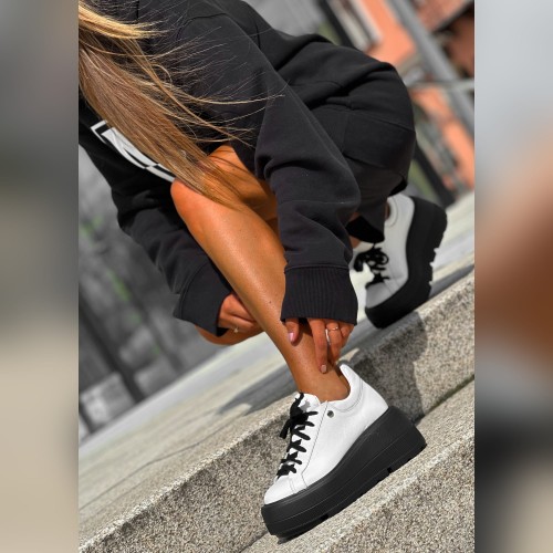 beyco sneakers damski bialy czarny gruby spod skora naturalna 889.jpg