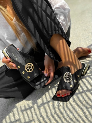 beyco sandaly klapki czaerny niski obcas skora naturalna a 2074.jpg