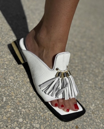 beyco sandaly klapki bialy niski obcasskora naturalna 2105.jpg