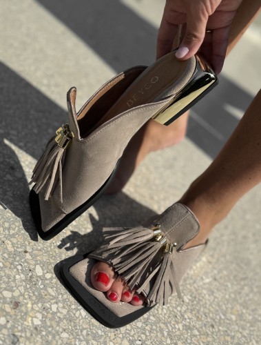 beyco sandaly klapki cappuccino niski obcasskora naturalna 2109.jpg