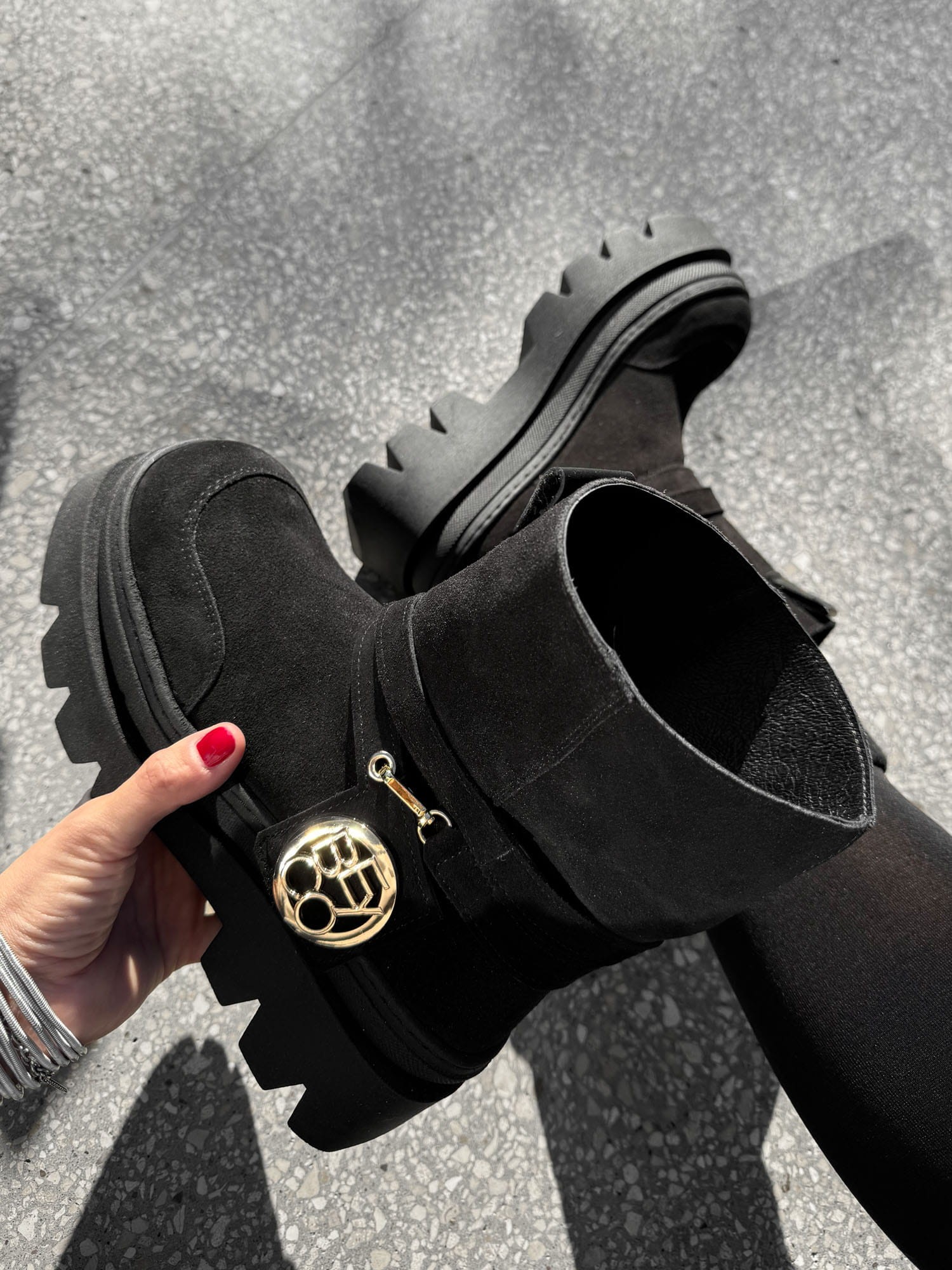 Skórzane workery bez ocieplenia na grubej podeszwie ital11 czarny beyco