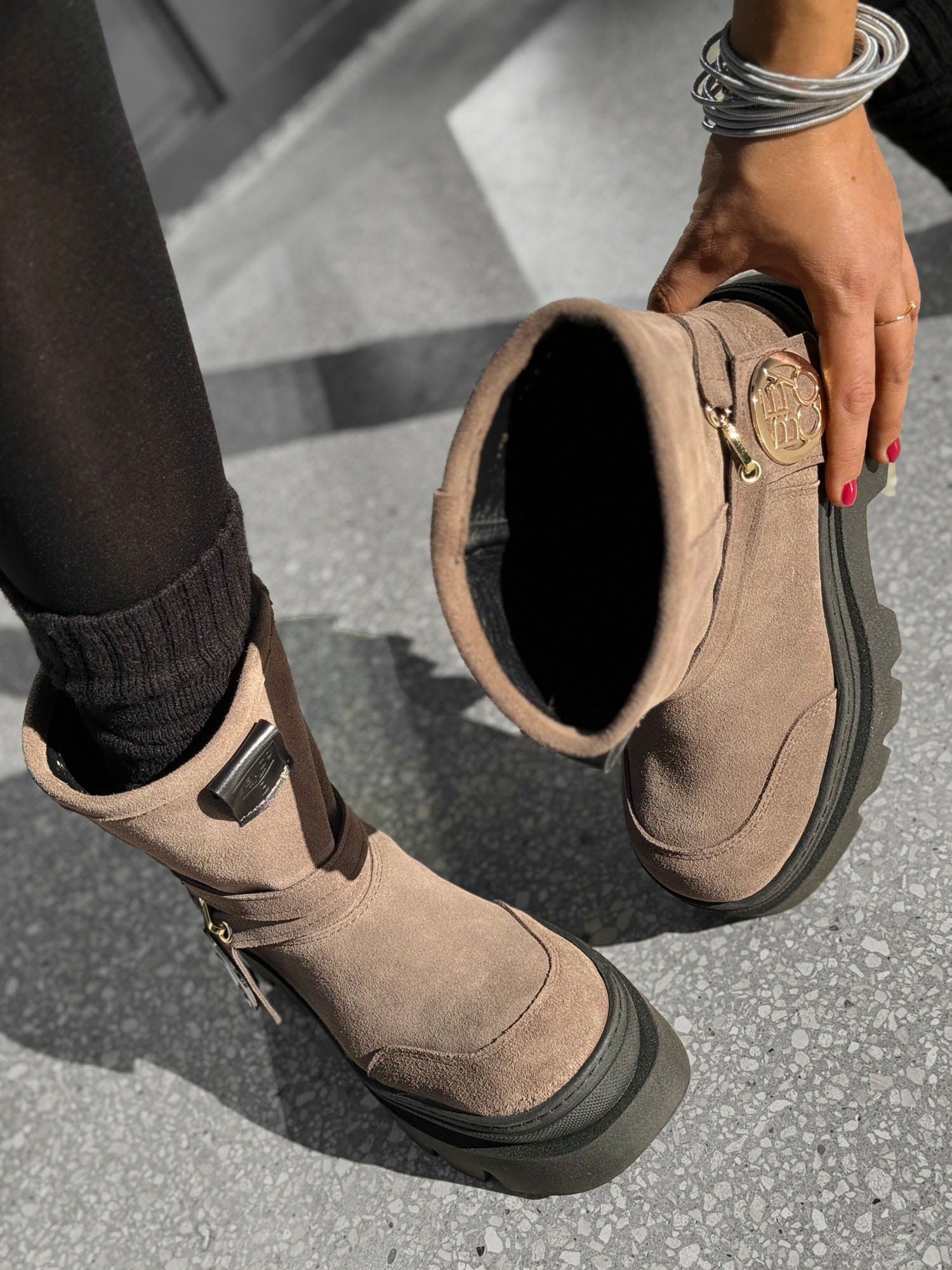 Skórzane workery bez ocieplenia na grubej podeszwie ital11 brąz ziemia beyco