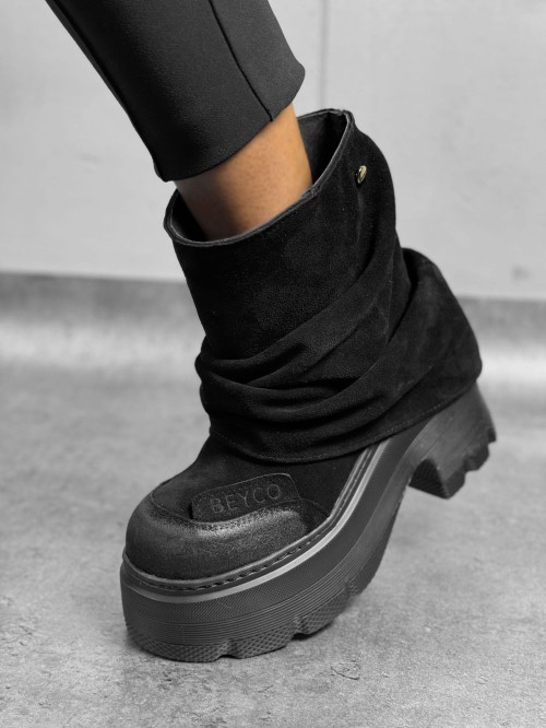 Skórzane botki z cholewą na grubej podeszwie ital17 czarny beyco