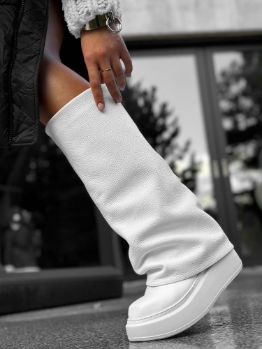 Skórzane kozaki z cholewą  24-3 biały beyco