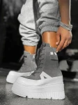 Skórzane sneakersy kryty klin 24-7 szary Beyco