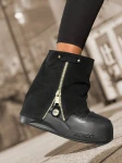 Skórzane sneakersy na grubym spodzie z logo Beyco czarny 25-33