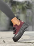 Skórzane sneakersy na grubym spodzie z logo Beyco bordo 25-26