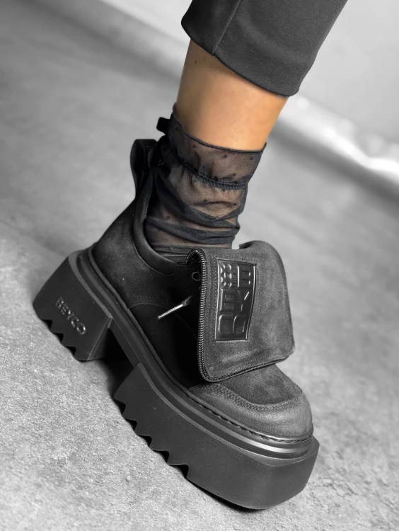 995.jpg