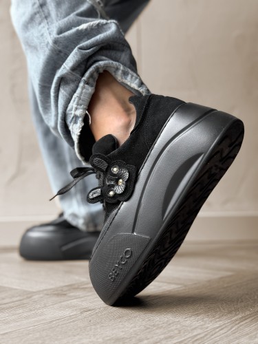 Skórzane sneakersy z buldożkiem Beyco czarny zamsz +lico 25-42 