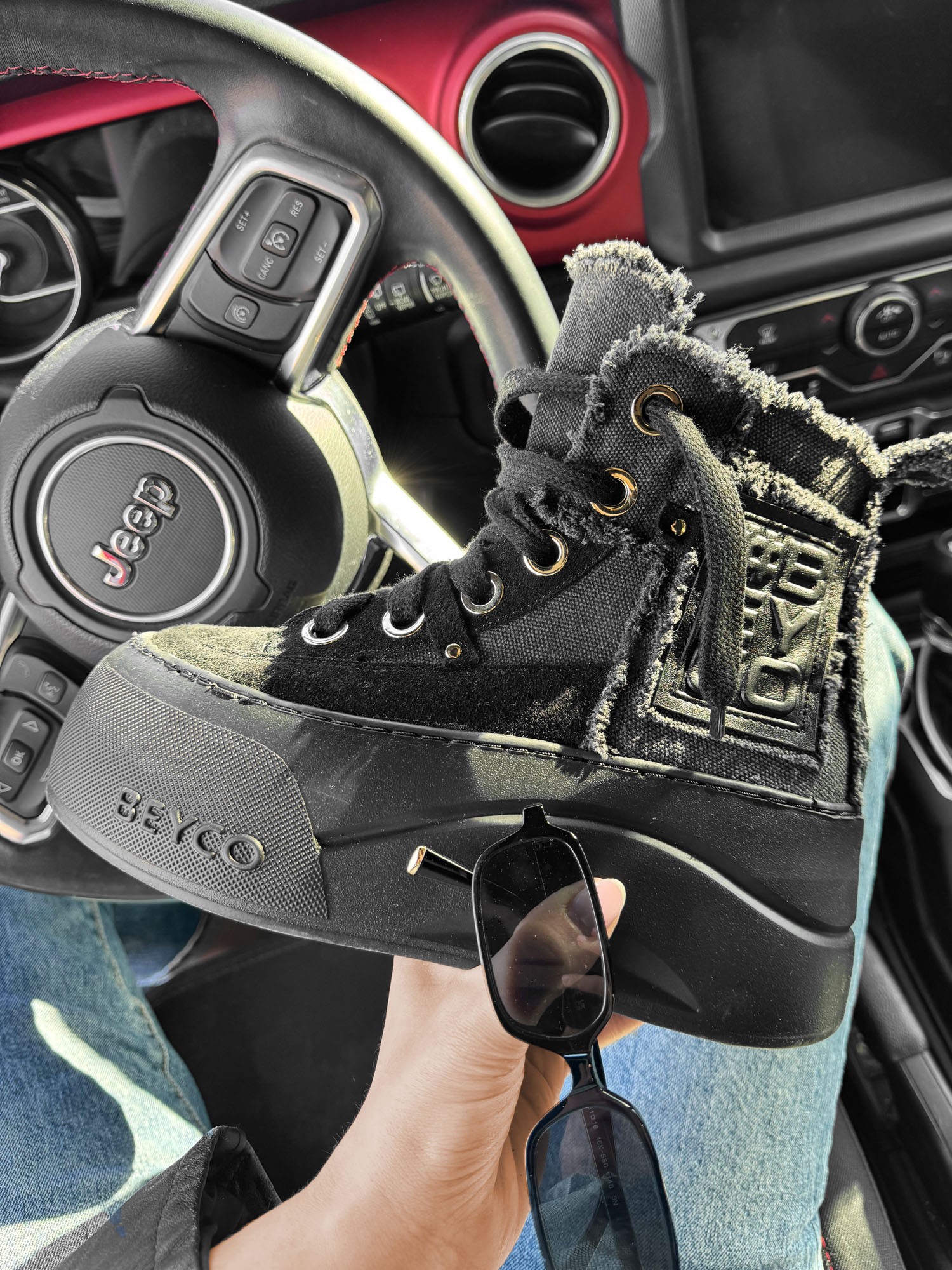 Skórzane sneakersy z lnem na grubym spodzie 26-7 czarny